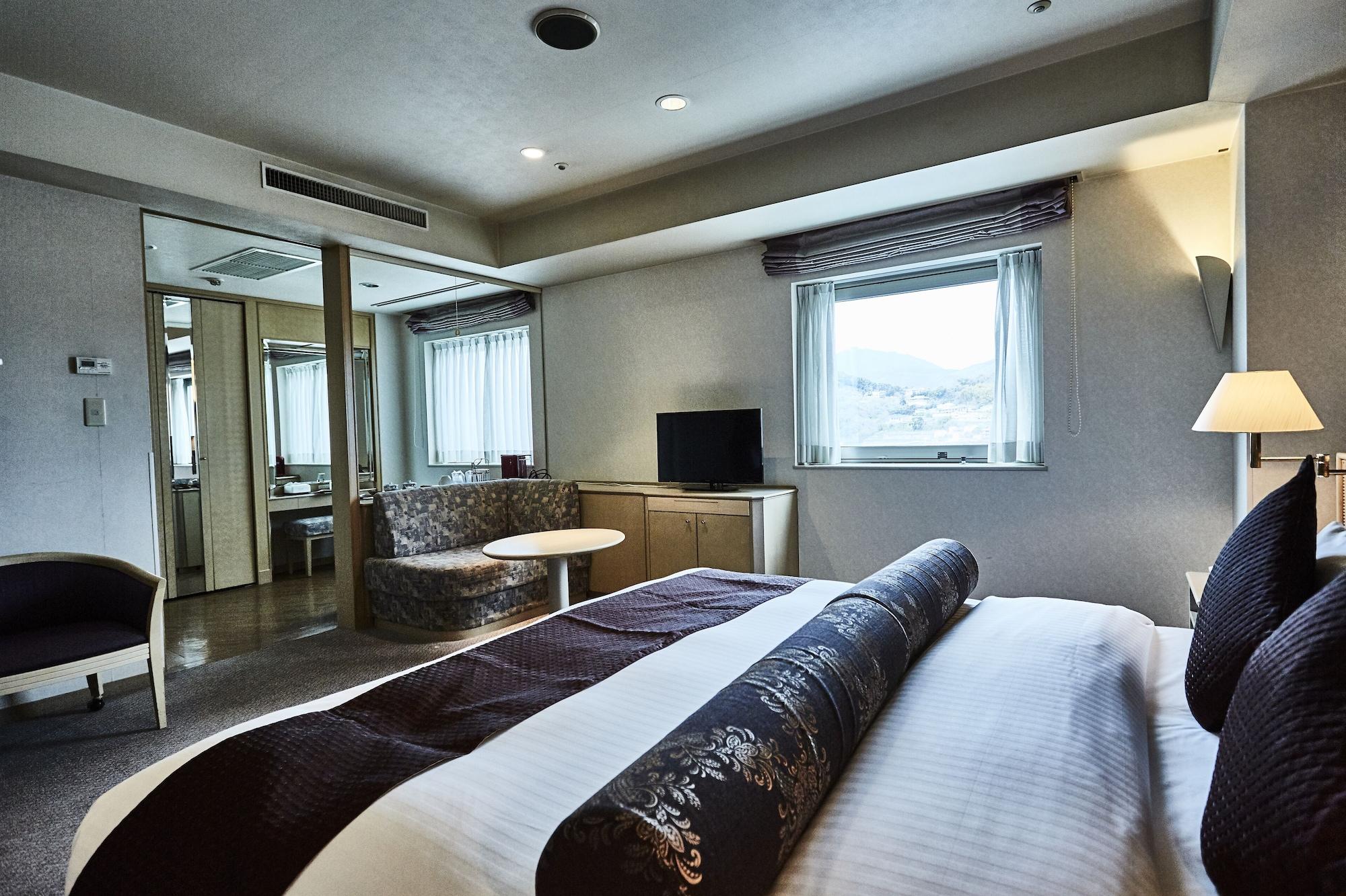 One Station Hotel Kumamoto -Dlight Life & Hotels- Exterior foto